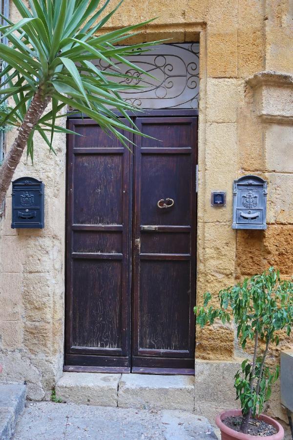 Charme In Centro - Tourist Rental Agrigent Exterior foto